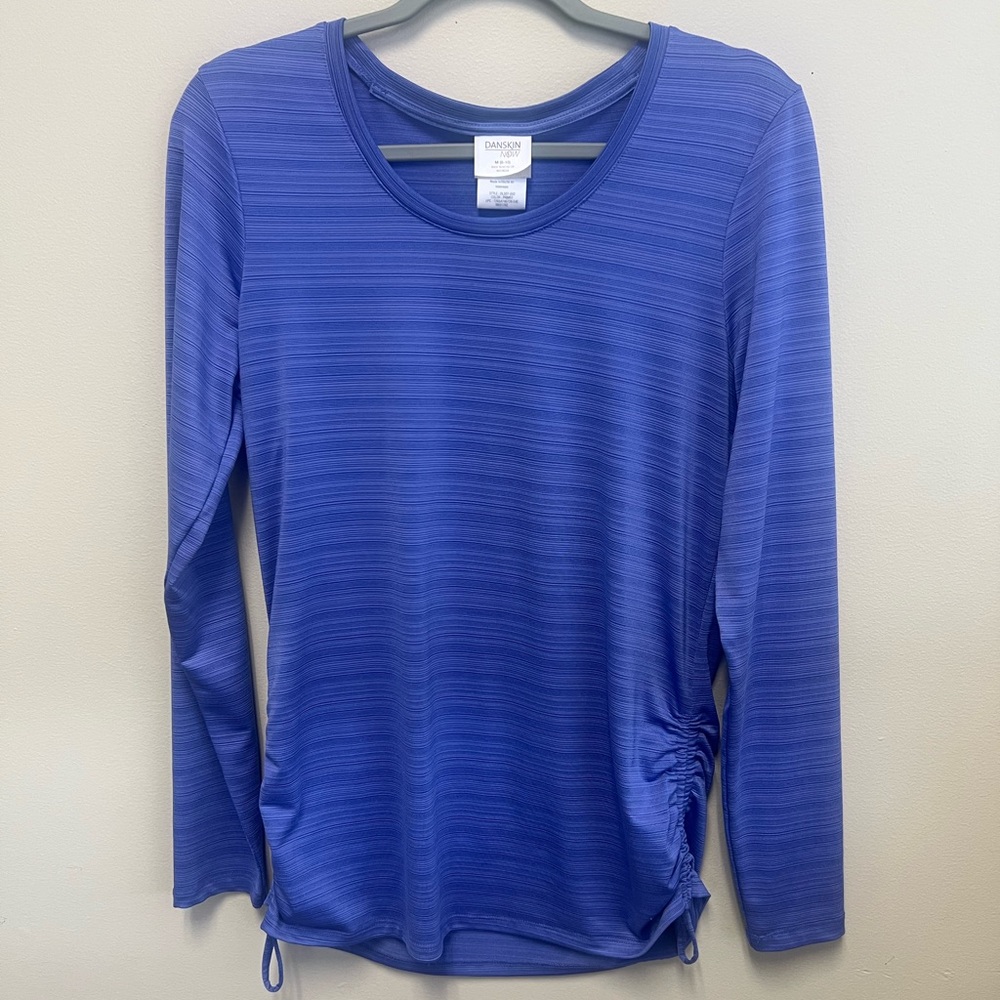 EUC Danskin long sleeve workout top